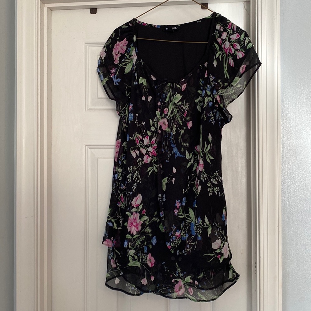 Roz & Ali top